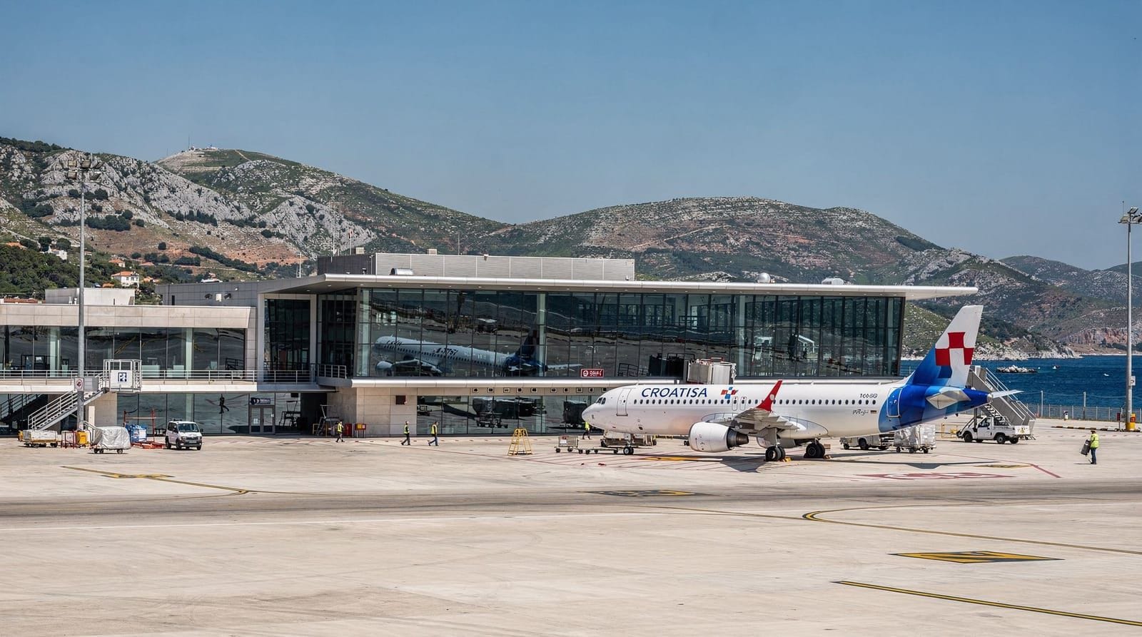 Kroatien Flughäfen Leitfaden 2026 — DBV, SPU, ZAG, ZAD & PUY — Kroatiens fünf Flughäfen – Dubrovnik, Split, Zagreb, Zadar, Pula – mit Transport