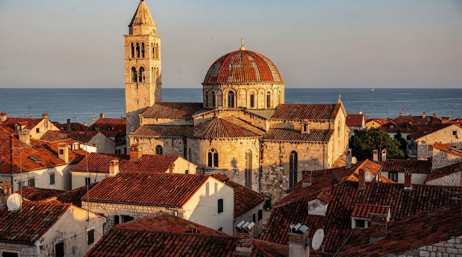 Euphrasius-Basilika, Poreč: der vollständige Guide — Poreč' Eufrazijeva-Basilika beherbergt byzantinische Mosaiken aus dem 6. Jh. — U