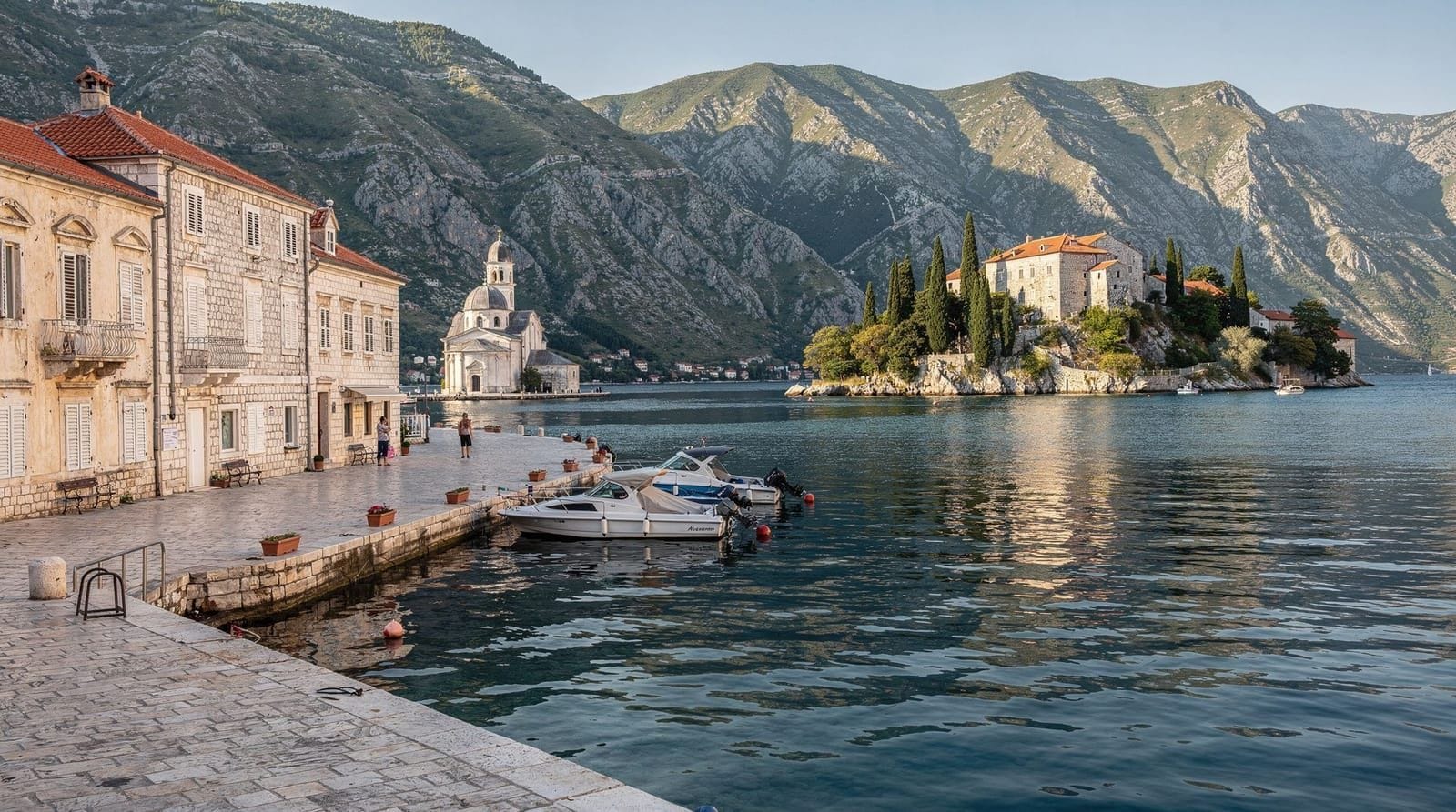 Tagesausflug nach Montenegro ab Dubrovnik — Kotor, Budva, Perast und was Sie wissen müssen — Tagesausflug nach Montenegro ab Dubrovnik: Bucht-von-Kotor-Fahrt, Altstadtbesuch