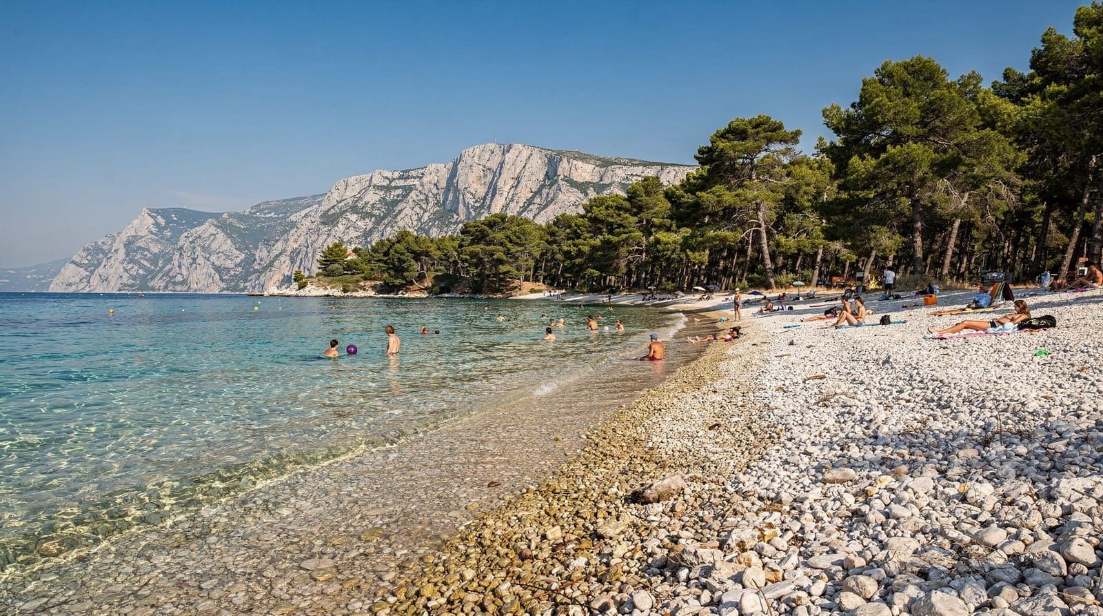 Kroatien mit Kindern: 10-Tage-Familien-Reiseplan — 10-Tage-Familien-Reiseplan Kroatien: Plitvice, Split, Hvar und Dubrovnik – mit e